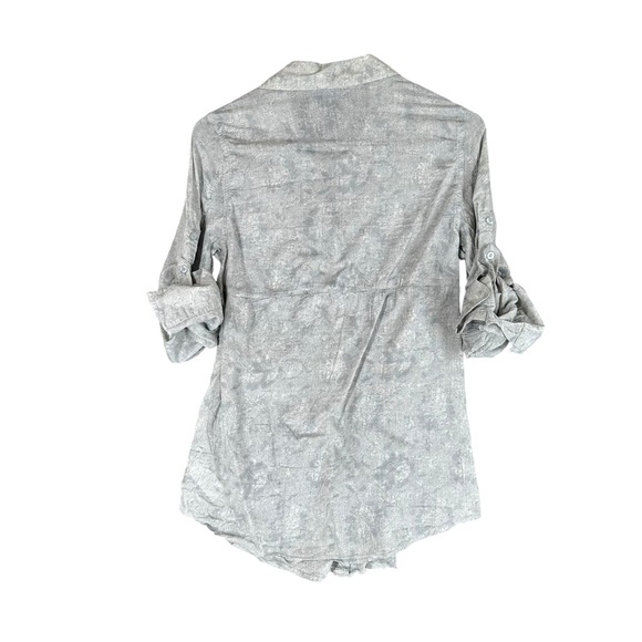 Miley Cyrus M Medium Snake Print Button Shirt Roll Tab Y2K Casual 100% Cotton - Picture 2 of 13